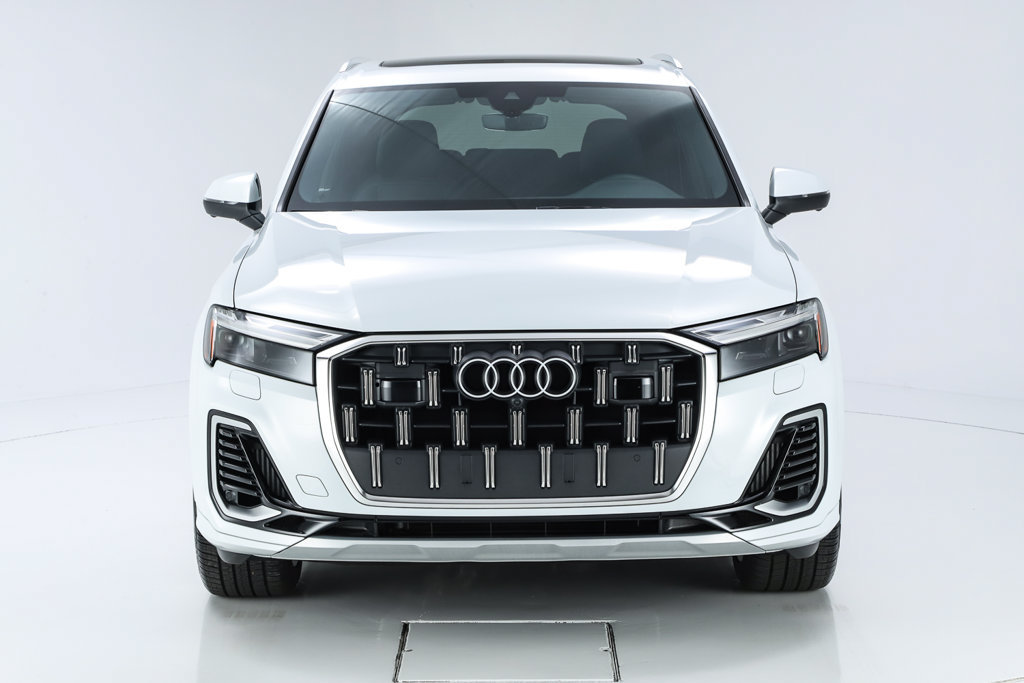 Used 2025 Audi Q7 3.0T Premium Plus w/ Premium Plus Package AWD/4WD image 20