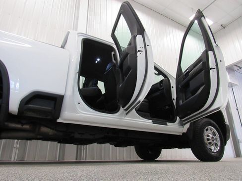 Used 2021 Chevrolet Silverado 2500 W/T w/ WT Fleet Convenience Package AWD/4WD image 20