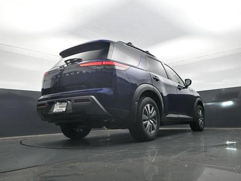 Used 2026 Nissan Pathfinder SL FWD image 30