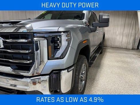 New 2026 GMC Sierra 2500 SLT image 9