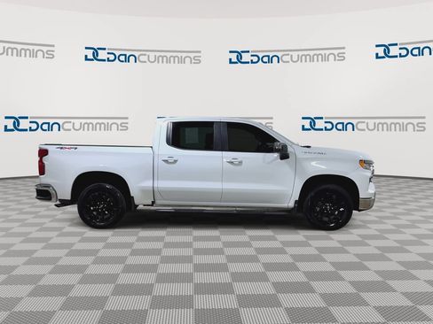 Used 2023 Chevrolet Silverado 1500 LT AWD/4WD image 9