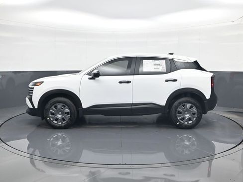 New 2026 Nissan Kicks S image 4