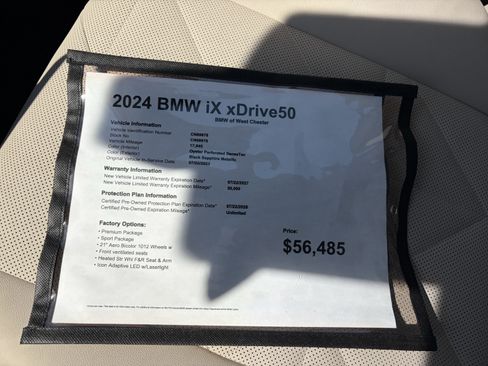 Used 2024 BMW iX xDrive50 w/ Premium Package AWD/4WD image 18