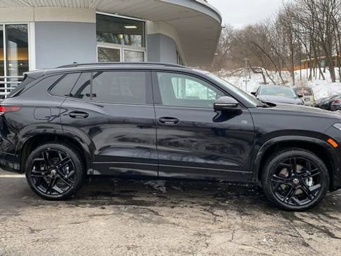 New 2026 Volkswagen Tiguan SE R-Line AWD/4WD image 4