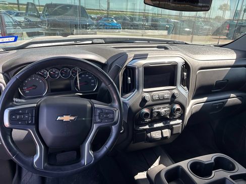 Used 2020 Chevrolet Silverado 1500 LT w/ Texas Edition RWD image 6