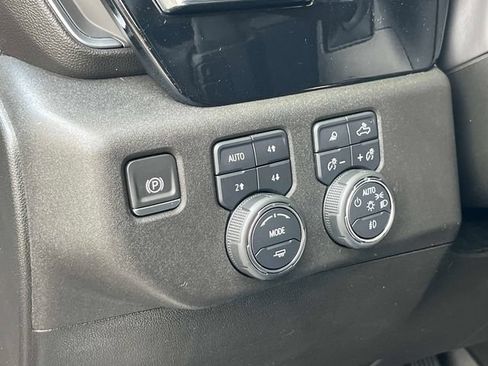 Used 2024 Chevrolet Silverado 1500 LTZ w/ LTZ Convenience Package II AWD/4WD image 30