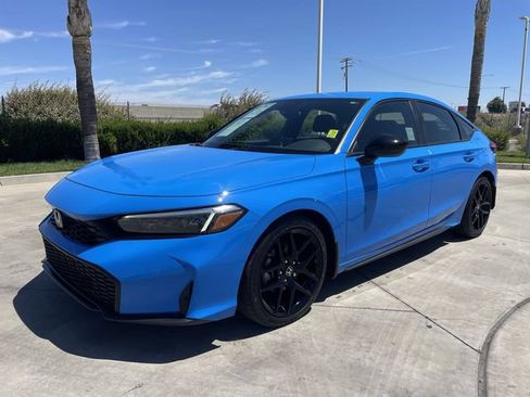 Used 2025 Honda Civic Sport image 1