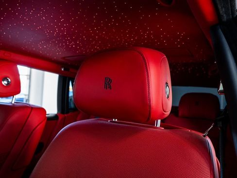 Used 2022 Rolls-Royce Phantom Sedan image 43