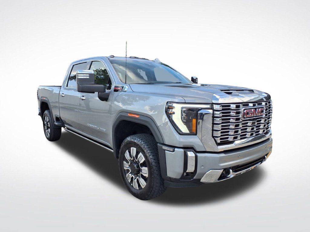Used 2026 GMC Sierra 2500 Denali w/ Denali Reserve Package AWD/4WD image 3