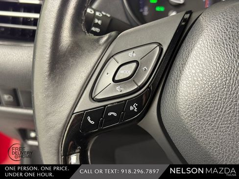 Used 2019 Toyota C-HR Limited FWD image 25