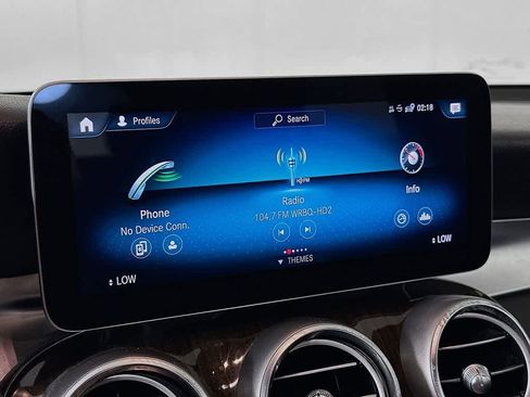 Used 2020 Mercedes-Benz GLC 300 4MATIC image 17