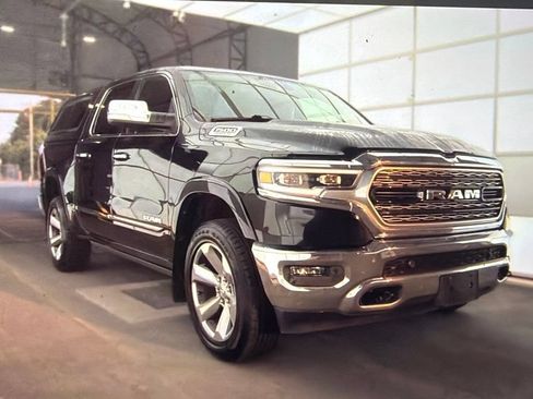 Used 2019 RAM 1500 Limited AWD/4WD image 4