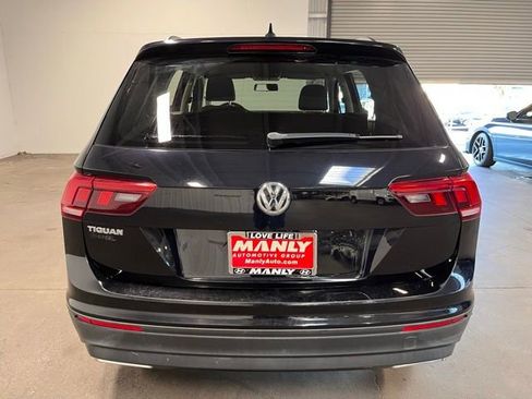 Used 2020 Volkswagen Tiguan S image 4