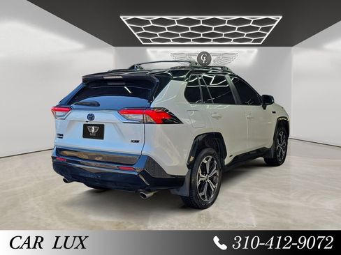 Used 2024 Toyota RAV4 XSE w/ Weather Package image 5