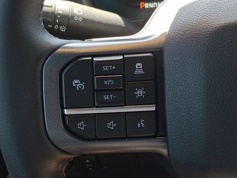 Used 2025 Ford F150 Lariat w/ Equipment Group 502A High AWD/4WD image 23