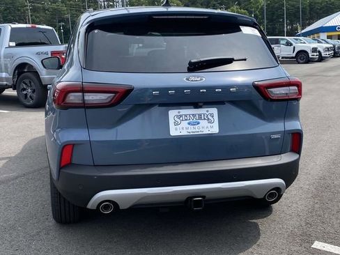 New 2025 Ford Escape SE w/ PHEV Premium Package image 5