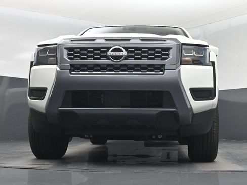 Used 2026 Nissan Frontier SV w/ SV Convenience Package RWD image 31