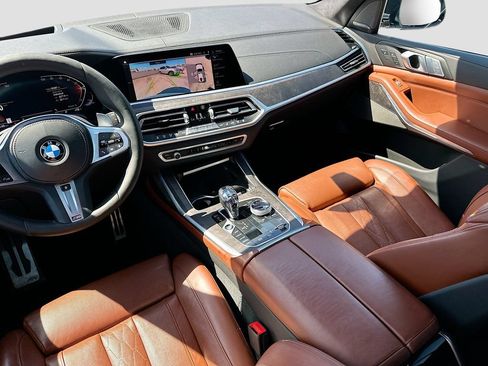 Used 2022 BMW X7 xDrive40i w/ M Sport Package AWD/4WD image 25