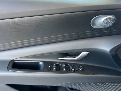 New 2026 Hyundai Elantra SE FWD image 11