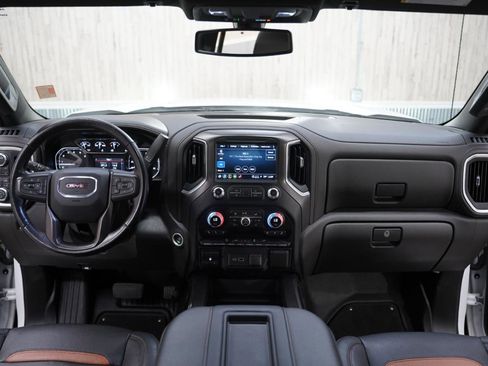 Used 2021 GMC Sierra 1500 AT4 image 17