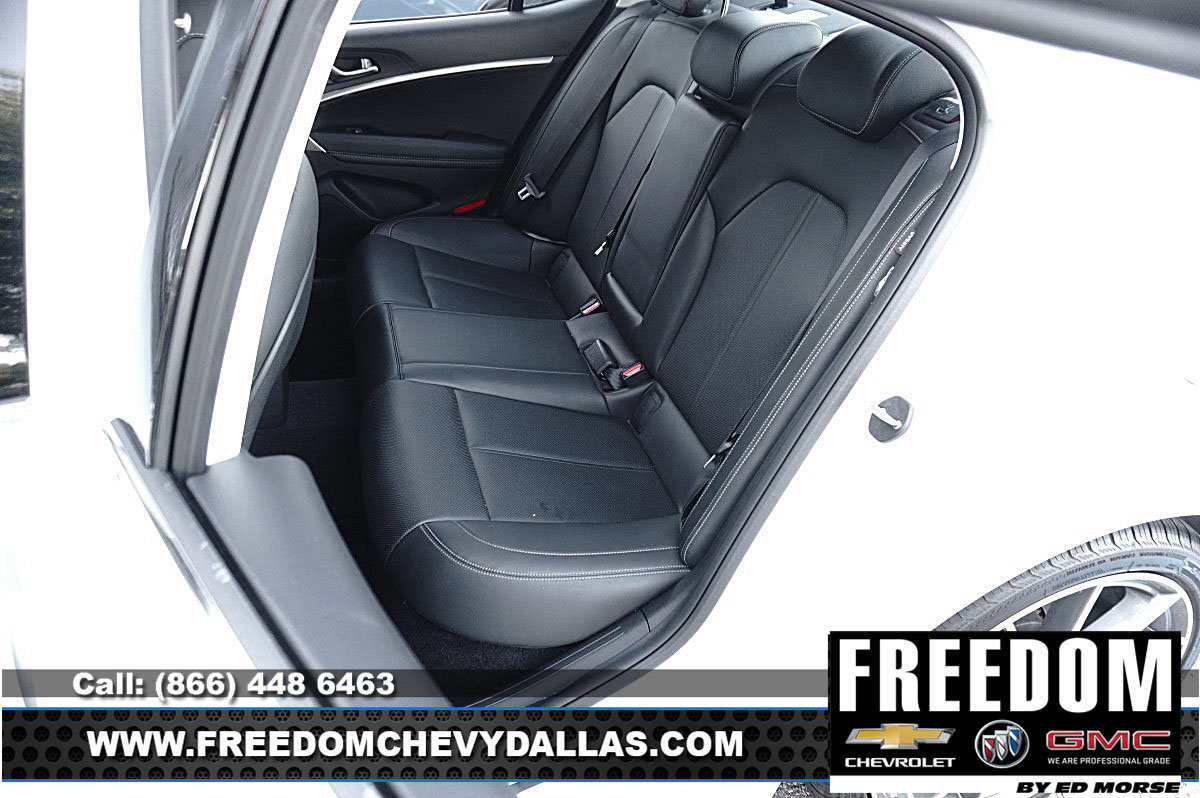 Used 2025 Genesis G70 2.5T AWD/4WD image 10