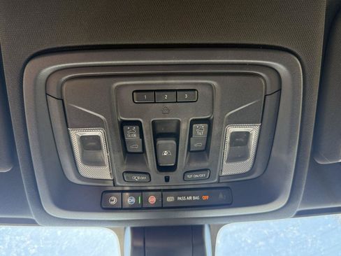 Used 2020 GMC Sierra 2500 AT4 w/ AT4 Premium Package AWD/4WD image 29
