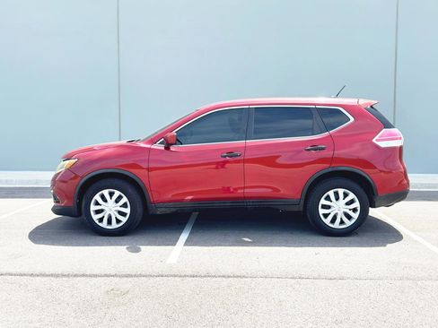 Used 2016 Nissan Rogue S AWD/4WD image 2