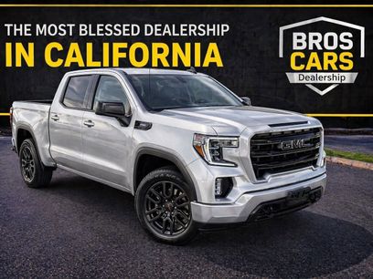 Used 2021 GMC Sierra 1500 Elevation w/ LPO, Elevation Black Package