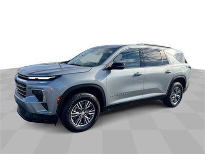 Certified 2025 Chevrolet Traverse LT