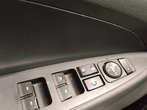 Used 2018 Hyundai Tucson Limited image 27