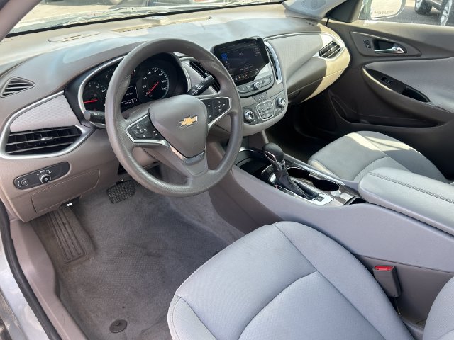 Used 2025 Chevrolet Malibu LT FWD image 26