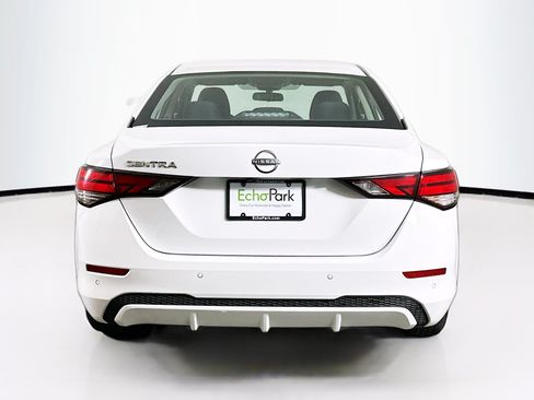 Used 2025 Nissan Sentra S FWD image 7
