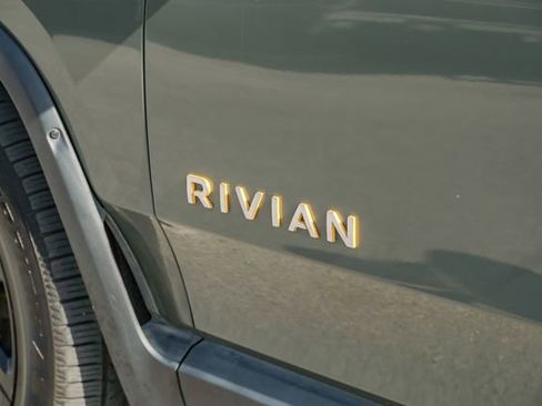 Used 2022 Rivian R1T Launch Edition image 65