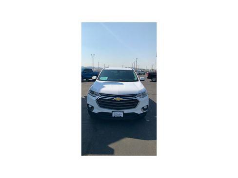 Used 2021 Chevrolet Traverse LT w/ LPO, Floor Liner Package AWD/4WD image 3