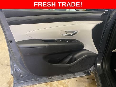 Used 2025 Hyundai Tucson SEL FWD image 13