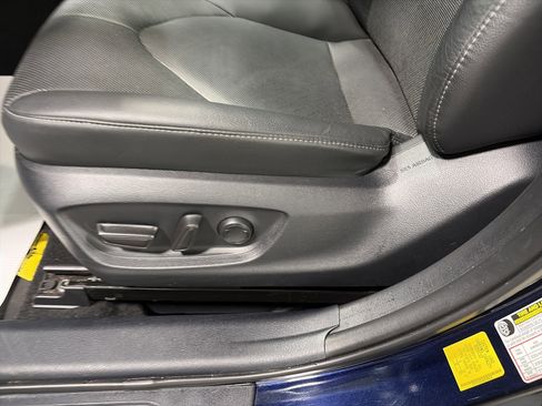 Used 2022 Toyota Camry XLE image 15