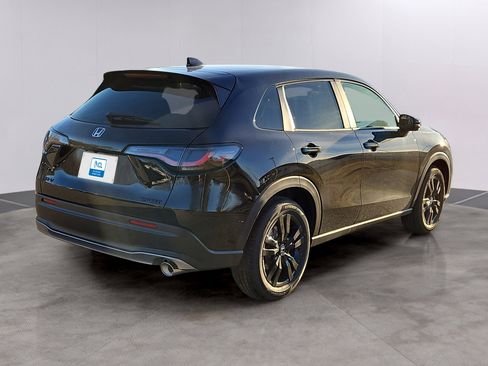 New 2026 Honda HR-V Sport image 3