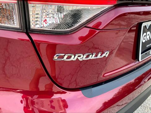 Used 2026 Toyota Corolla LE FWD image 30