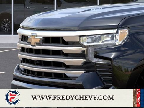 New 2026 Chevrolet Silverado 1500 High Country AWD/4WD image 15