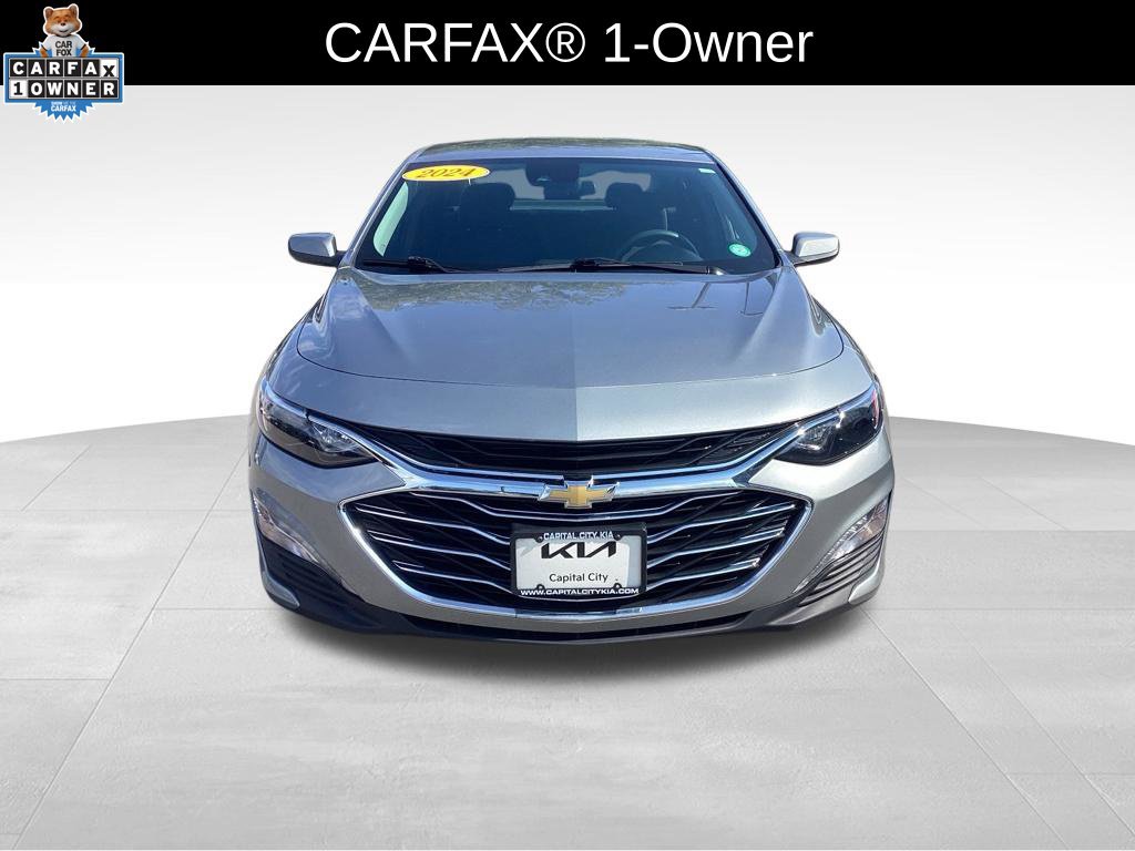 Used 2024 Chevrolet Malibu LT FWD image 2
