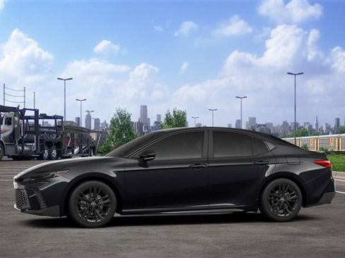 New 2026 Toyota Camry SE image 4