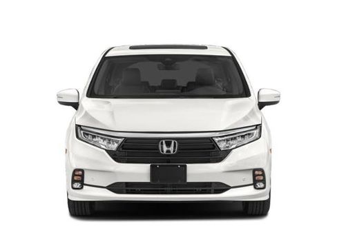 Used 2024 Honda Odyssey Touring image 4
