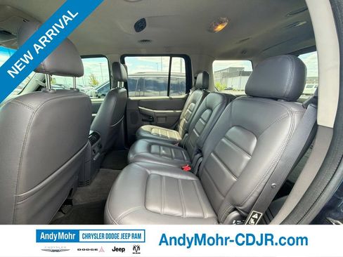 Used 2002 Ford Explorer XLT AWD/4WD image 5