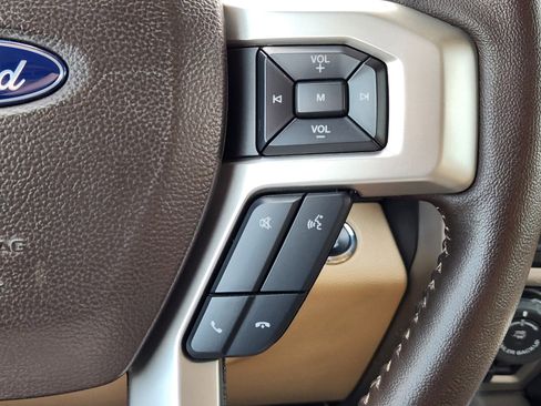 Used 2019 Ford F150 Lariat AWD/4WD image 22