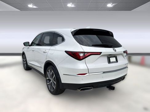 Used 2023 Acura MDX SH-AWD w/ Technology Package image 3