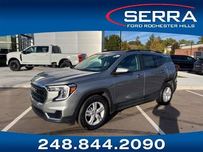 Used 2024 GMC Terrain SLE w/ Driver Convenience Package