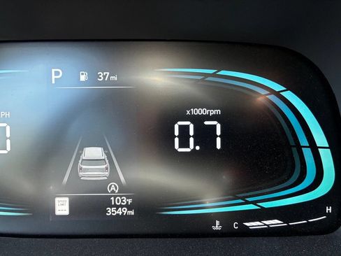 Certified 2025 Hyundai Palisade SEL FWD image 13