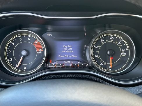 Used 2022 Jeep Cherokee Trailhawk w/ Trailer Tow Group AWD/4WD image 24