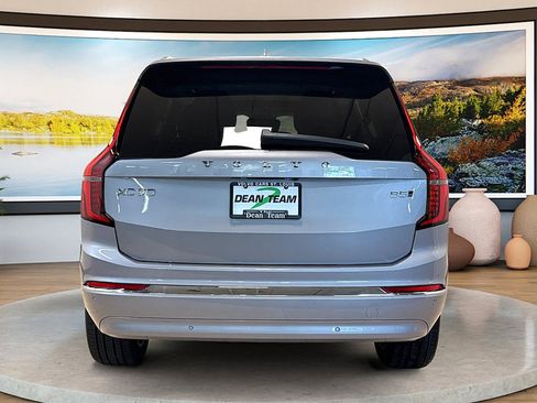 New 2026 Volvo XC90 B5 Core AWD/4WD image 8