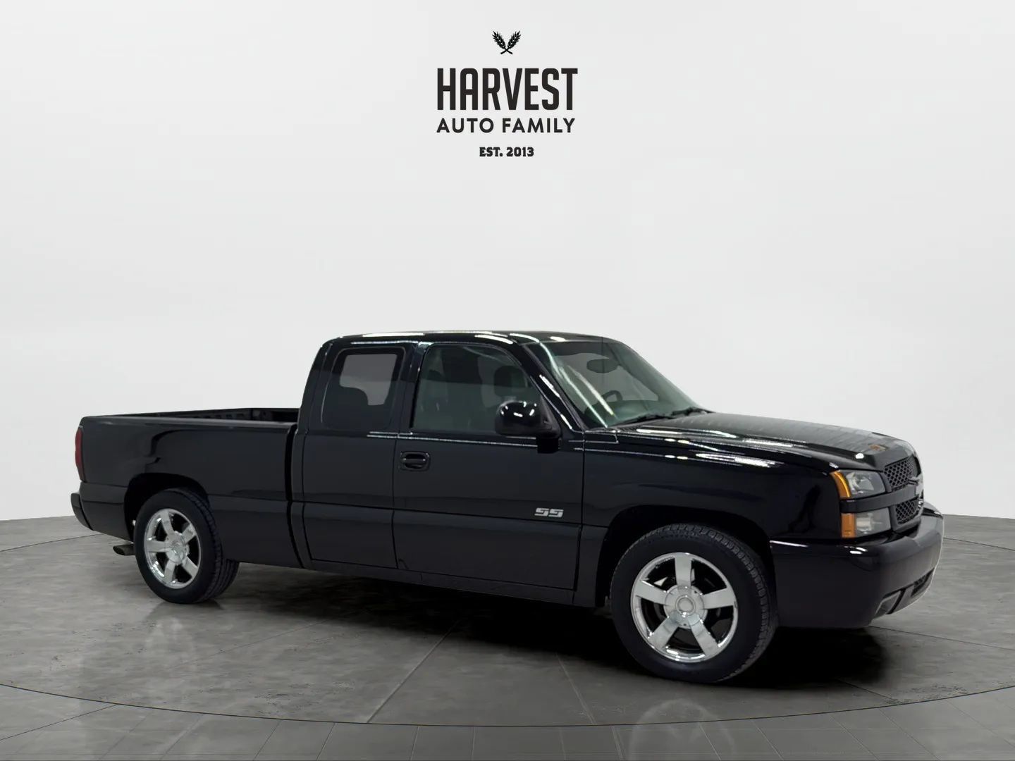 Used 2004 Chevrolet Silverado 1500 SS AWD/4WD image 9